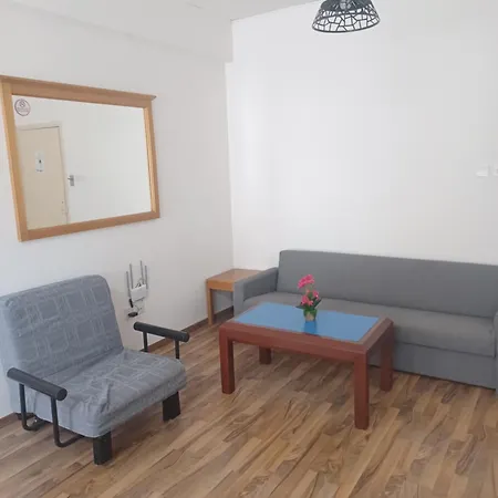 Apartment Terpsichore Apts Limassol